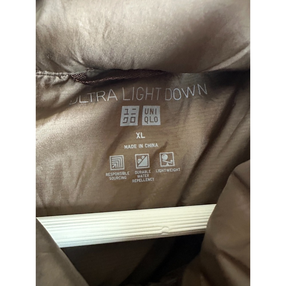 Uniqlo Ultra Light Down Vest Brown Taupe Colorblock Puffer Full Zip Men's XL - Picture 7 of 10